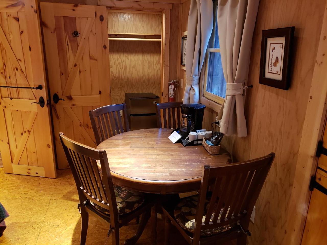 Riverside Campground & Cabins Big Sur Rum bild